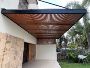 פרגולה צפה מאלומיניום